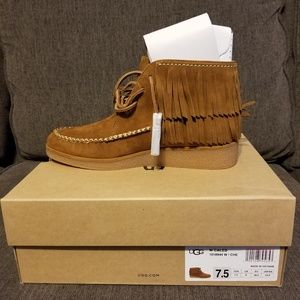Ugg Caleb Boots 7.5